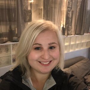 Meet your Posher, Lauren